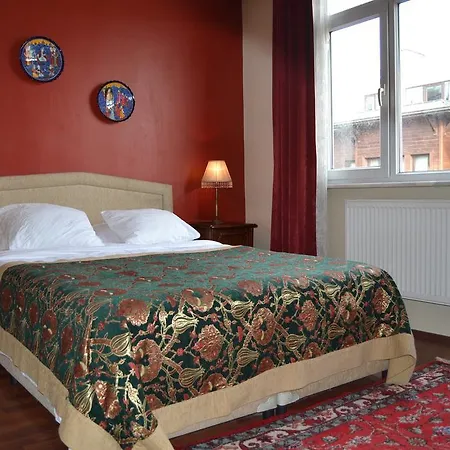 3 Bedroom Near The Blue Mosque *